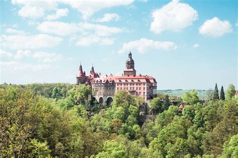 12 stunning fairytale castles in Poland you have to see! | Sunshine Seeker