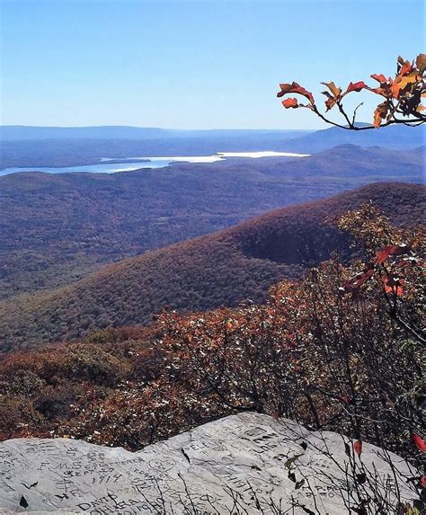 The Best Hikes in the Hudson Valley - Two Traveling Texans