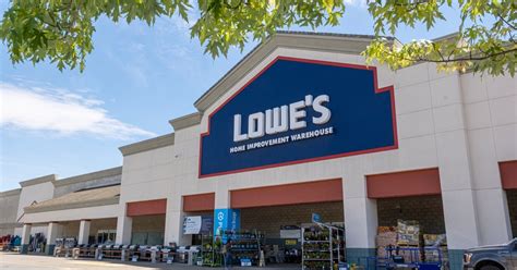 What Lowe's and Home Depot CMO turnover says about retail trends | Ad Age