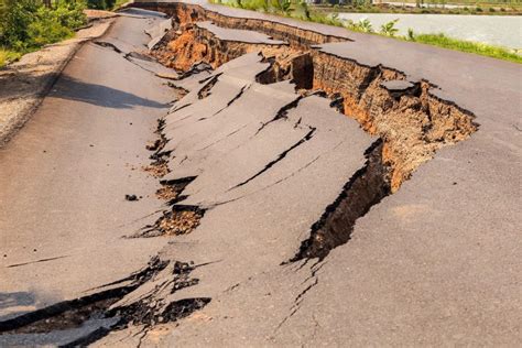 Devil’s Staircases: Timing of Large Earthquakes Follows Mathematical ...