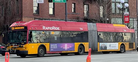 King County Metro RapidRide 2012 New Flyer DE60LFR 6058 | Flickr