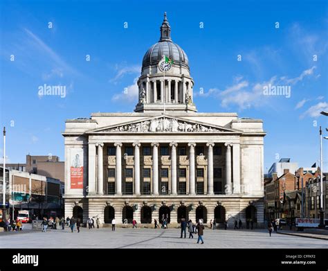 Nottingham Council House (city hall), Old Market Square, Nottingham ...