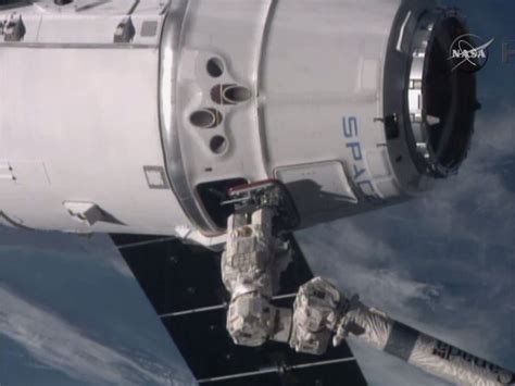 SpaceX Dragon capsule delivers new station docking port | 89.3 KPCC