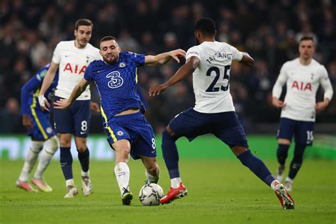 Tottenham fans applaud Kovacic, frustrated by Chelsea star