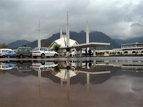 Eye catching view of Faisal Masjid - Business Recorder