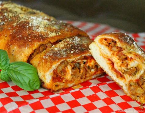 Italian Sausage Stromboli - melissassouthernstylekitchen.com