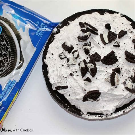 No Bake Oreo Cream Pie Recipe - Mom With Cookies