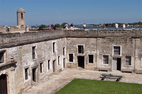 History Goes Bump In The Night: The Castillo De San Marcos