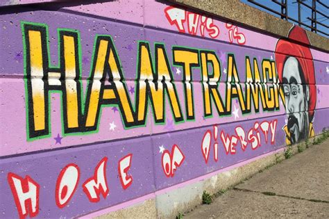 What It’s Like to Live in Hamtramck, a Majority-Muslim City in Michigan, Right Now | Teen Vogue