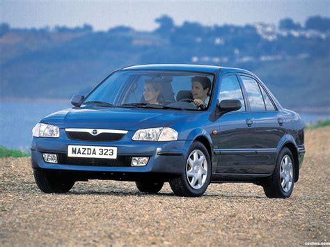 Fotos de Mazda 323 Sedan BJ 1998