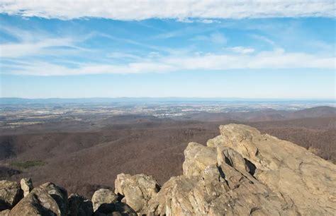 15 Beautiful Hiking Trails Near Charlottesville, Virginia