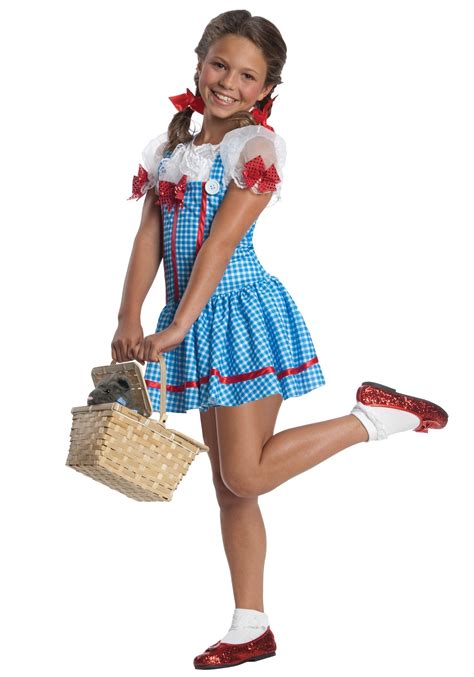 10 Fashionable Little Girl Halloween Costume Ideas 2024