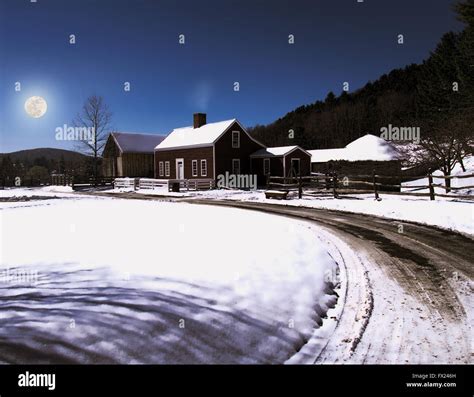 small rural town at night Stock Photo - Alamy