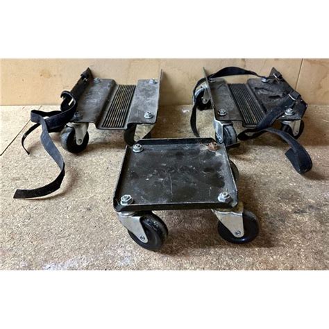 SNOWMOBILE DOLLY SET - Cornerbids