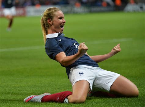 FOOTBALL féminin. OL : Amandine Henry revient avec une internationale ...