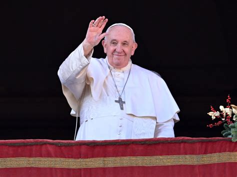 "Urbi And Orbi": Pope Francis Gives Blessing On Christmas Day - S ...