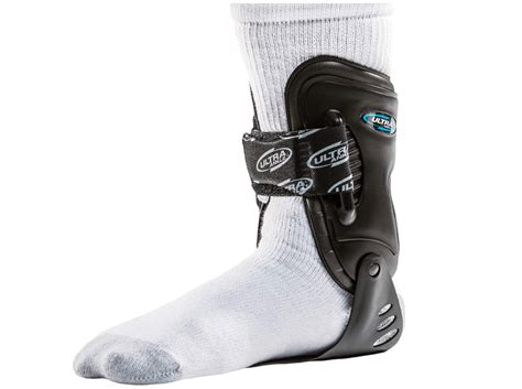 The 6 Best Volleyball Ankle Braces of 2021 [Reviews & Buyer's Guide]