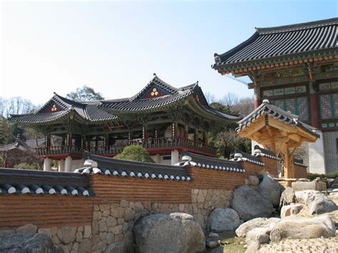 Bongeunsa Temple (Seoul, South Korea): Address, Phone Number, Tickets ...