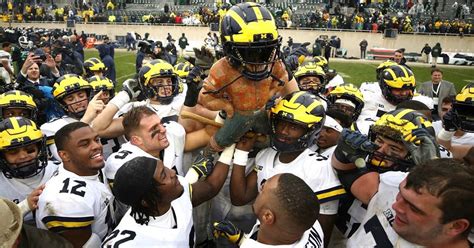 Jim Harbaugh: Paul Bunyan Trophy will be on field from now on