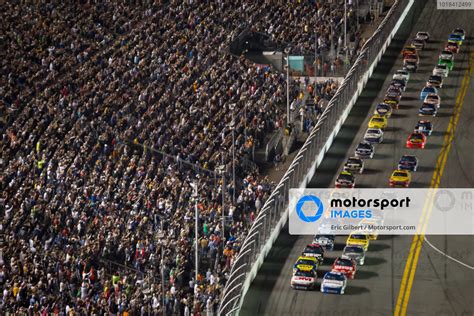 Start: Carl Edwards, Roush Fenway Racing Ford and Greg Biffle, Roush ...