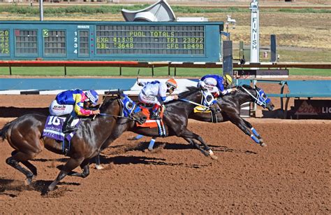 Ruidoso Downs Race Track to open to fans at 50 percent capacity | KTSM 9 News