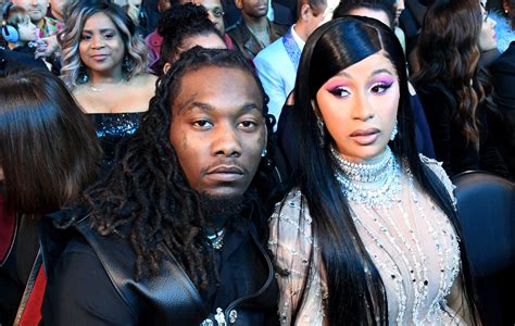 Cardi Kisses Offset Amid Divorce