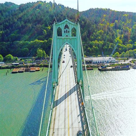 St. John's Bridge Portland Oregon (4K) : r/drones