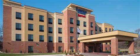 Free Breakfast Hotel in Elkhart, Indiana | Fairfield Inn & Suites