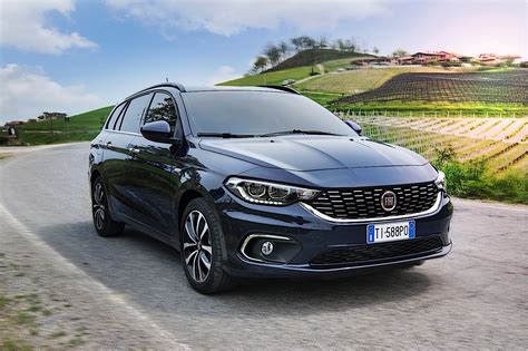 FIAT Tipo Station Wagon Specs & Photos - 2016, 2017, 2018, 2019, 2020, 2021, 2022, 2023, 2024 ...