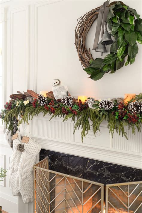 A Christmas Fireplace Mantel Garland - Rambling Renovators