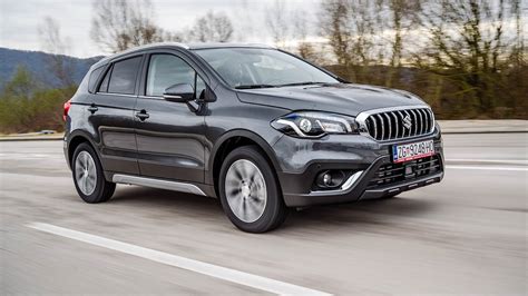 Test Suzuki SX4 S-Cross Hybrid 48V | AMS