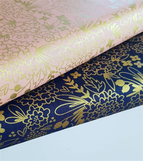 Riley Blake Designs | On Trend, Floral Metallic Gold Sparkle in Navy ...