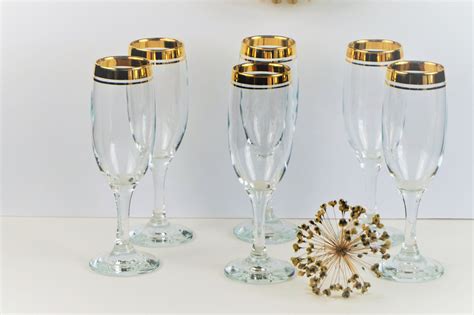 Vintage Champagne Flutes // Gold Rimmed Champagne Flutes // 1970s Champagne Flutes // Set of 6 ...