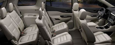 2021 GMC Acadia Interior | Dave Arbogast