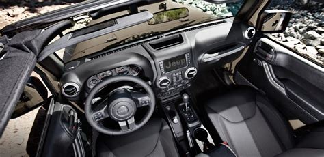 2017 Jeep Wrangler Unlimited Interior