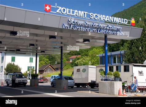 The border crossing from Liechtenstein into Switzerland Stock Photo: 8099268 - Alamy