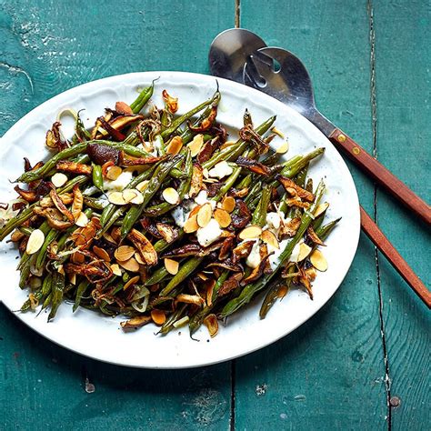 Green bean casserole with almonds | Recipes | WW USA