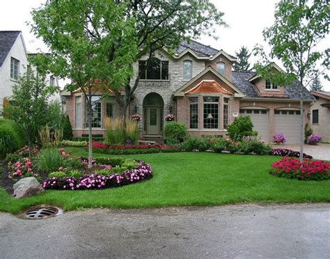 Traditional Front Yard Landscaping Ideas - Image to u