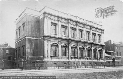 Photo of London, Banqueting House, Whitehall c.1890