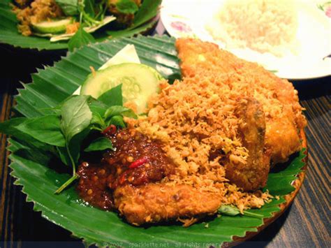 Ayam Penyet Ria – Smashing Chicken