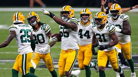 Green Bay Packers analysis: Defense delivers again following fumble