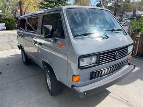 Syncro de Mayo: 1987 Volkswagen Type 2 T3 Vanagon Syncro - DailyTurismo