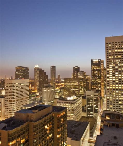 Hotels in Downtown Houston | Where to Stay in Houston