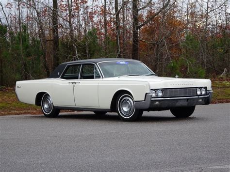 1967 Lincoln Continental | Raleigh Classic Car Auctions