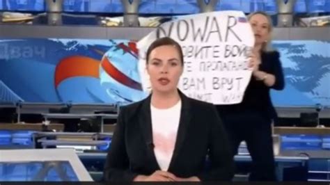 Anti-war Protester in Studio Disrupts Live Russian State TV News