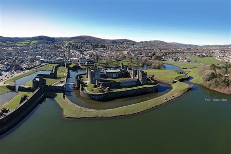 Caerphilly Castle Map - Wales - Mapcarta