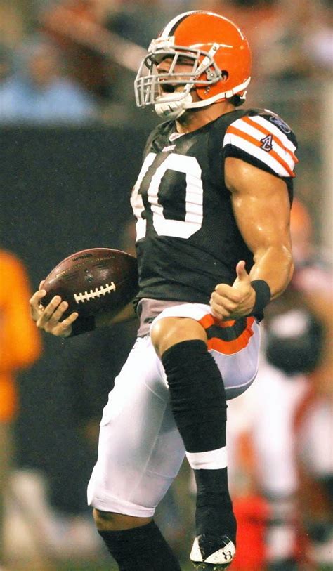 Peyton Hillis provides some smashmouth for the Cleveland Browns offense ...