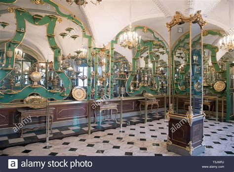 09 April 2019, Saxony, Dresden: The Silver-Gilt Room in the Historic Green Vault in the Dresden ...