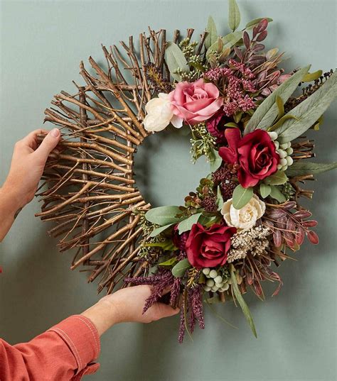 Twig Crafts, Flower Diy Crafts, Wreath Crafts, Diy Home Crafts, Wreath Decor, Stick Crafts ...