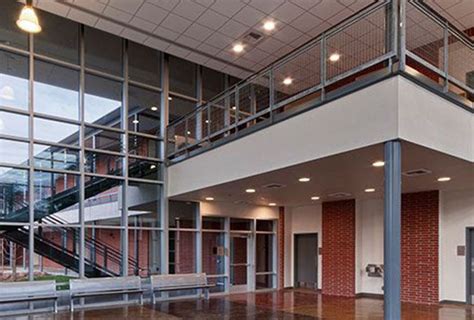 Chico High School Classrooms & Gym | Modern Building Company